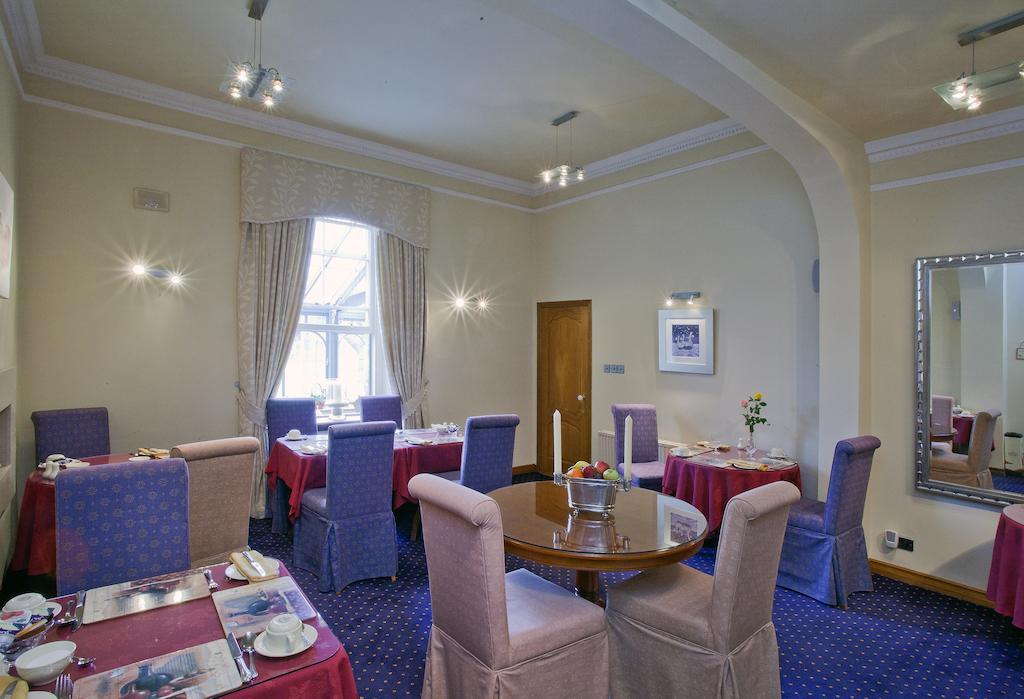 Langley Bank Guest House Άυρ Εξωτερικό φωτογραφία